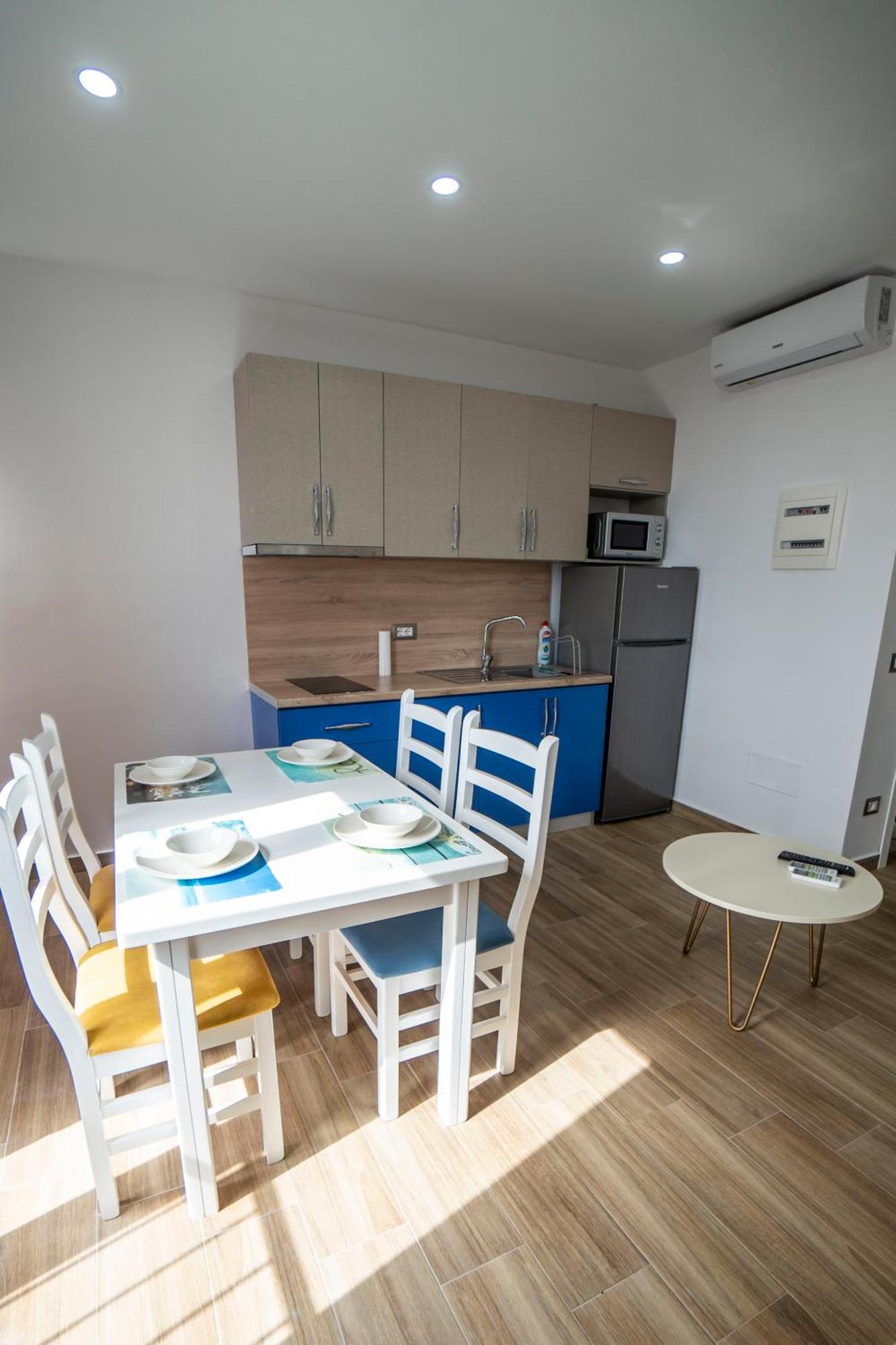 Tuttomondo Apartments 골렘 외부 사진