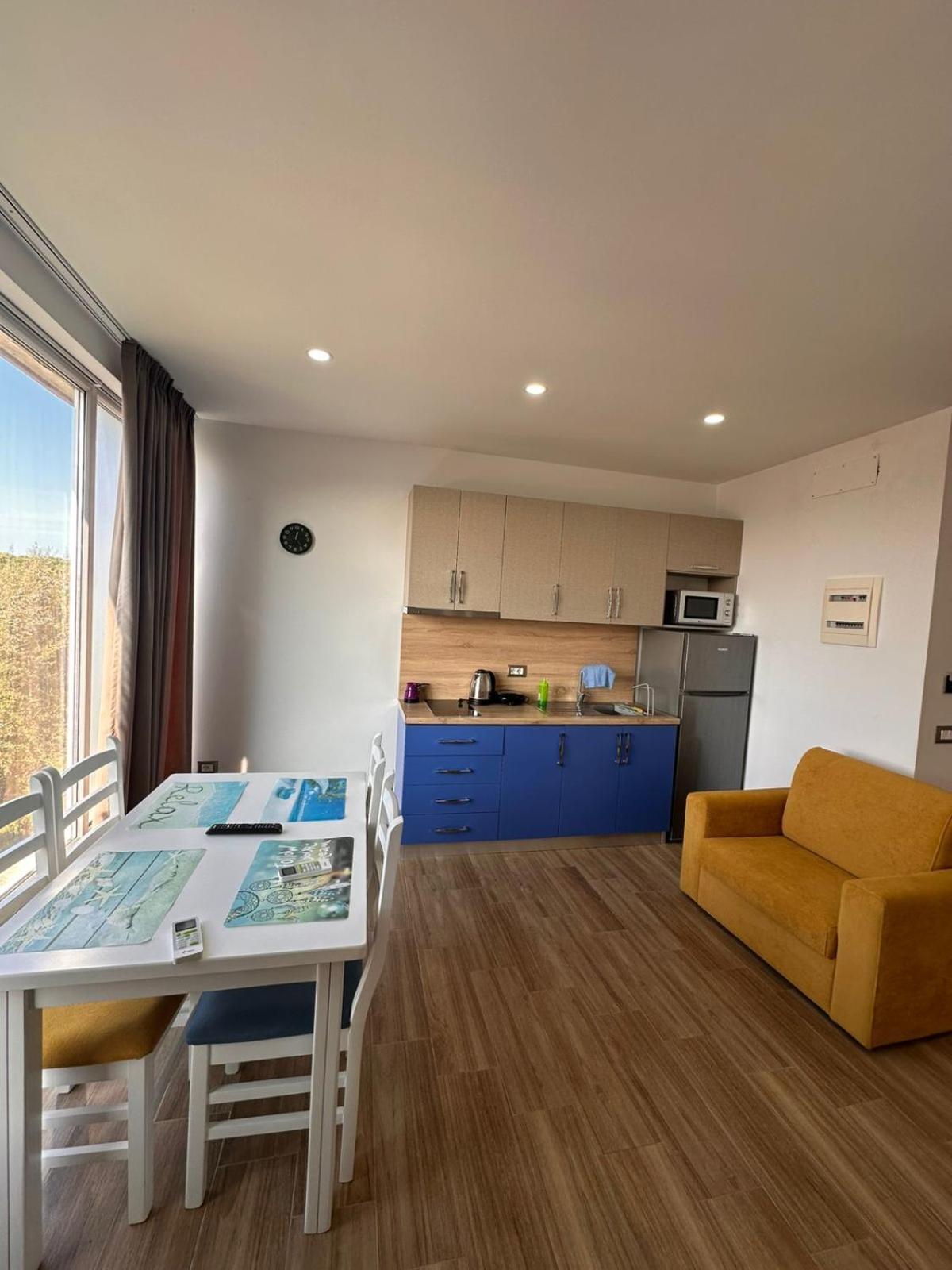 Tuttomondo Apartments 골렘 외부 사진